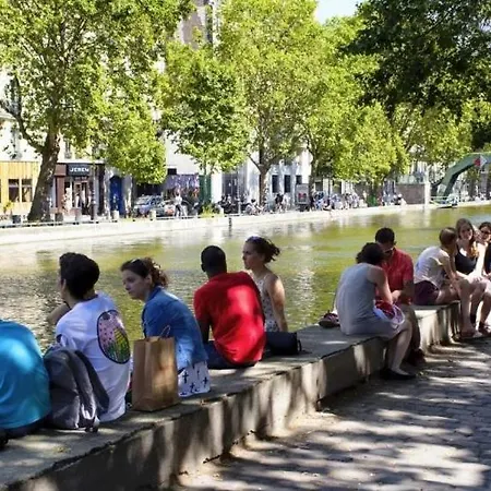 10 Canal Saint-martin Apartamento *